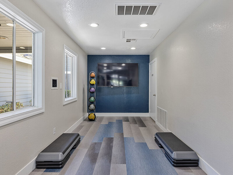 Fitness Center | Village Oaks CA