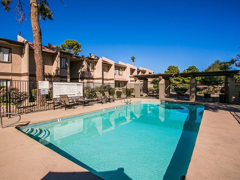 Apartments in Las Vegas with a Pool | Tamarus Villas