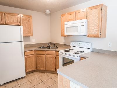 Fully Equipped Kitchen | Pepperwood Village Apartments