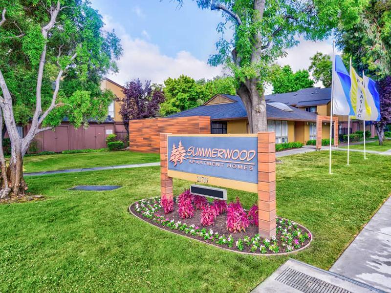 Welcome Sign | Summerwood Apartments in Hayward CA 