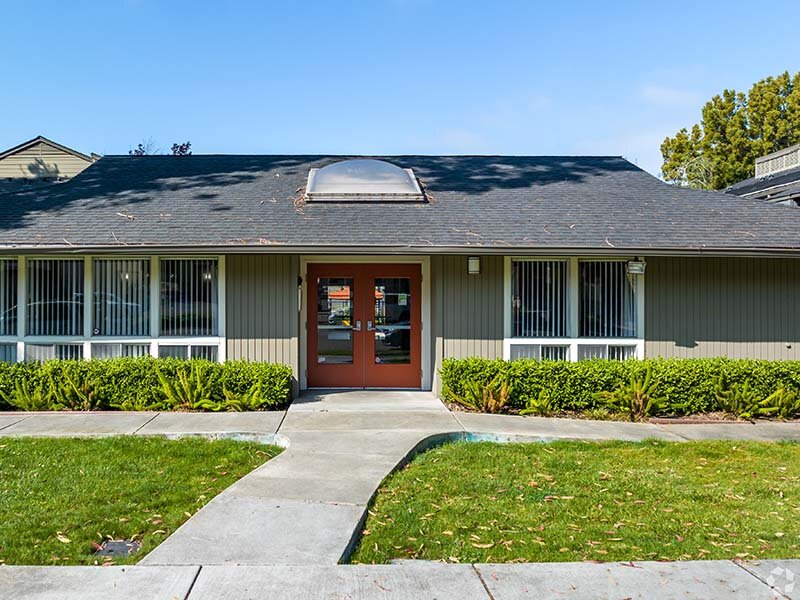 Clubhouse Exterior | Summerwood Apartments