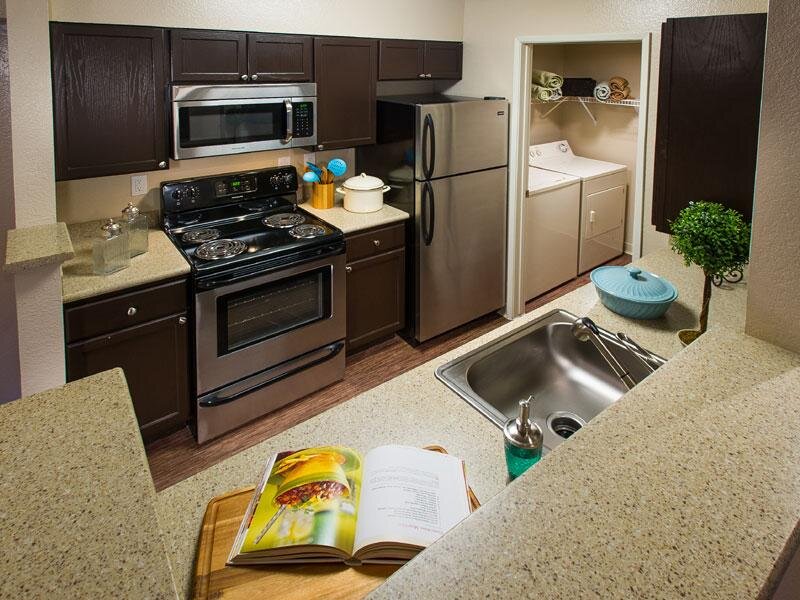 San Ramon Apartments