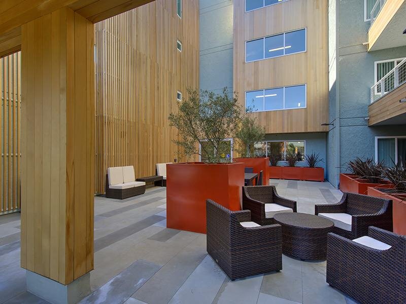 Courtyard Seating | Beverly Park Senior Apartments Los Angeles, CA
