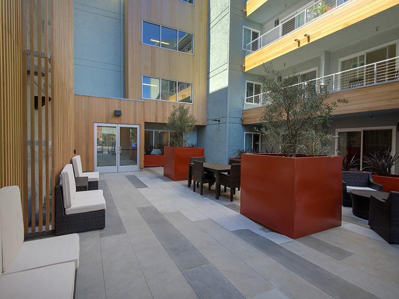 Courtyard | Beverly Park Senior Apartments Los Angeles, CA