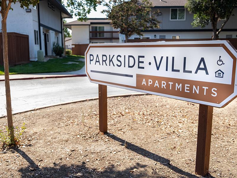 Welcome Sign | Parkside Villa Apartments in Fairfield, CA