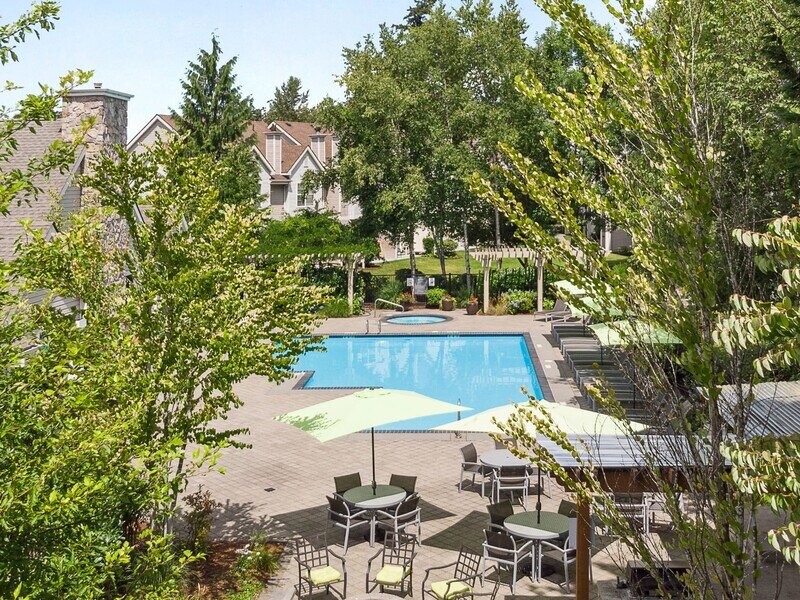 Swimming Pool | HighGrove Apartments