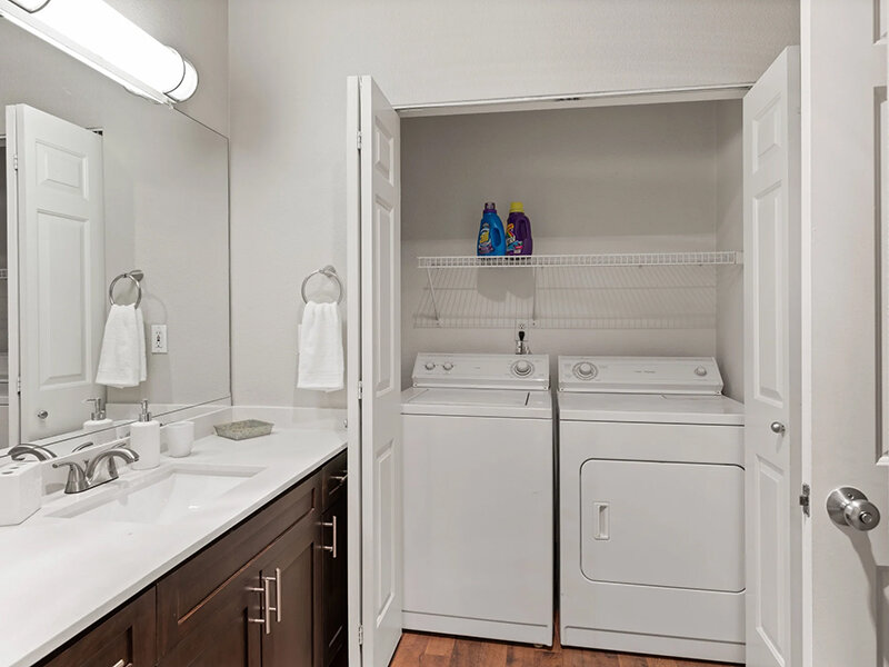 Washer/Dryer | Wildreed Apartments