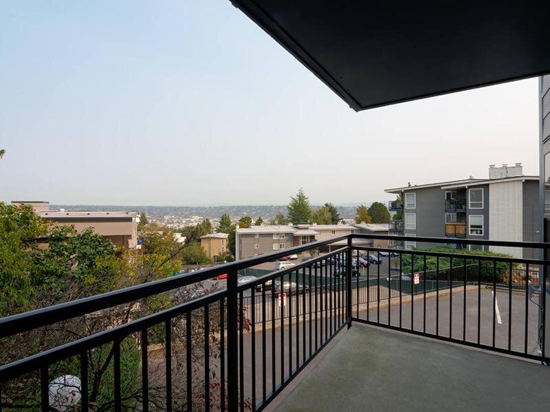 Balcony | Magnolia Apartments