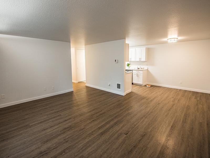 Main Front Room | The Magnolia Apartments