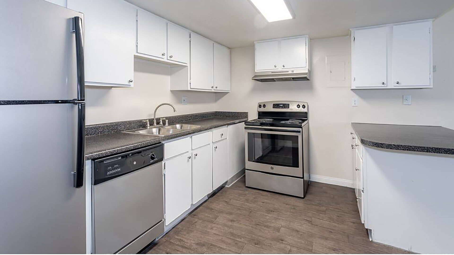 Reno Villas Apartments Amenities