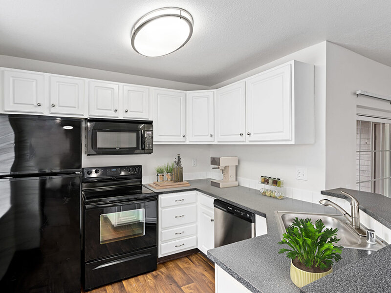 Spacious Kitchen | Autumn Chase Apartments in Vancouver, WA