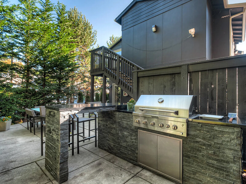 BBQ Grill | Karbon Apartments
