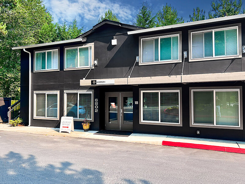 Exterior | Karbon Apartments