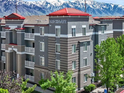Apartment Exterior | Brickgate Apartments in Murray, UT