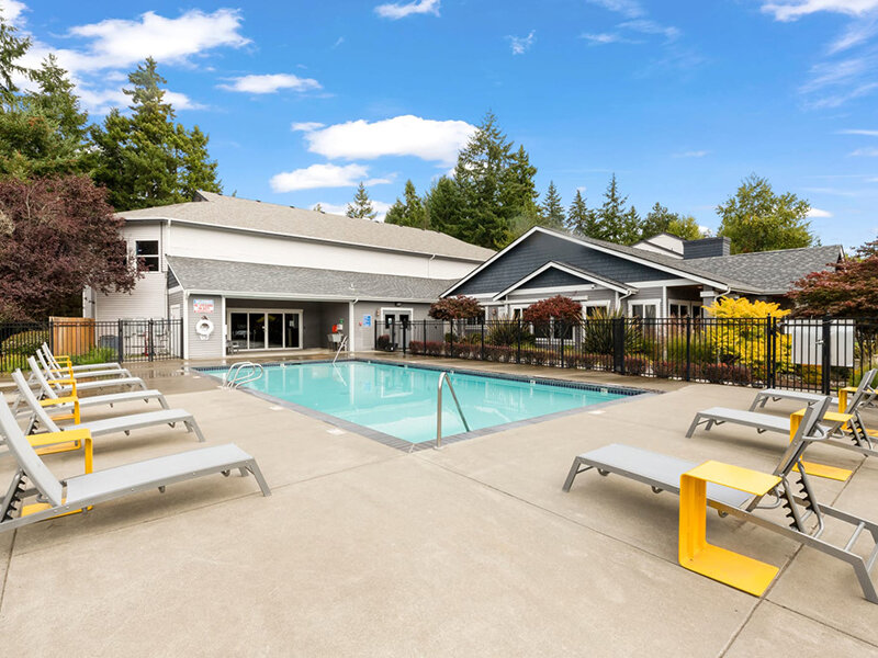 Swimming Pool | Cascade Ridge