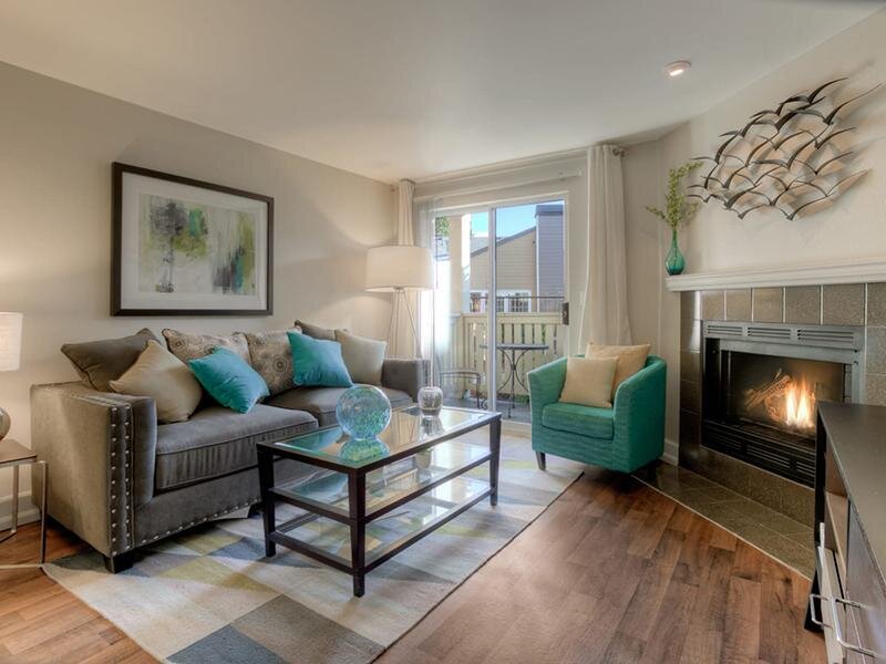 Living Room | Newport Crossing Apts in Newcastle, WA