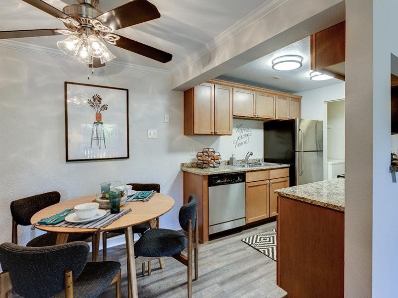 Dining Room | The Preserve at Forbes Creek