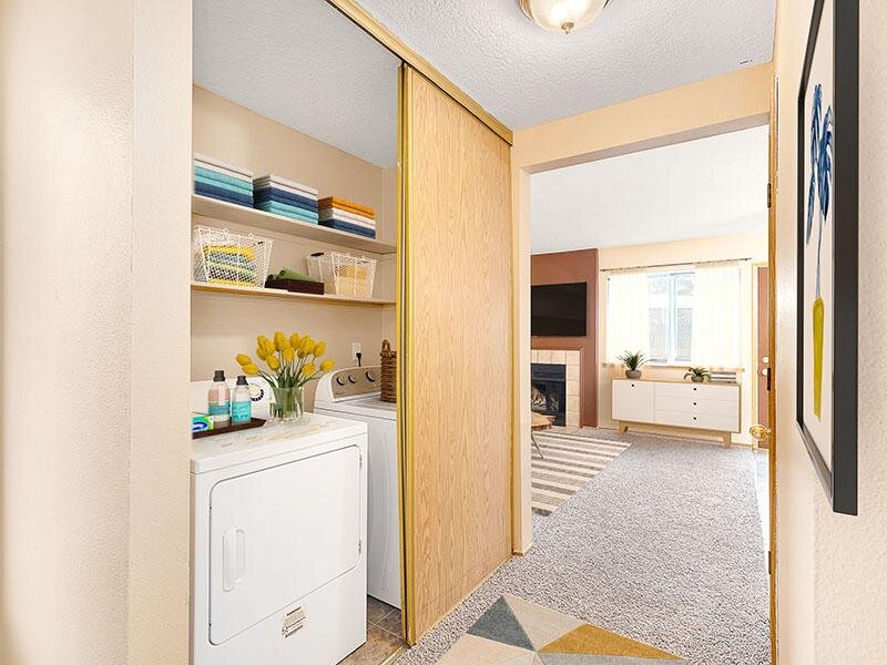 Washer & Dryer | Veri Vancouver Apartments in Vancouver, WA