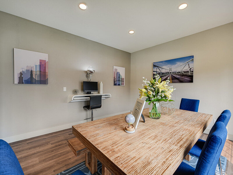 Leasing Area | Carriage House Apartments in Vancouver, WA