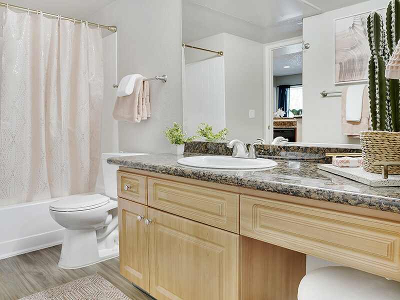 Spacious Bathroom | Gloria Park Villas