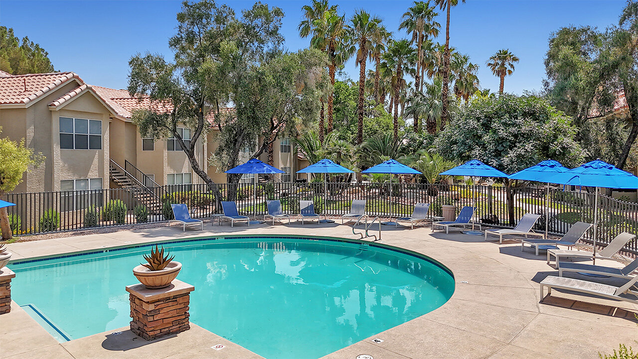 Gloria Park Villas Apartments Neighborhood