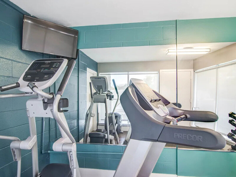 Fitness Center | Lakefront on Washington Apartments in Seattle, WA