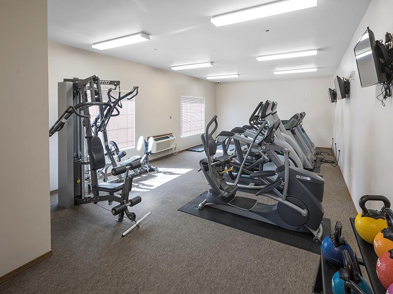 Gym | Dakota Pointe Apartments in Sioux Falls, SD