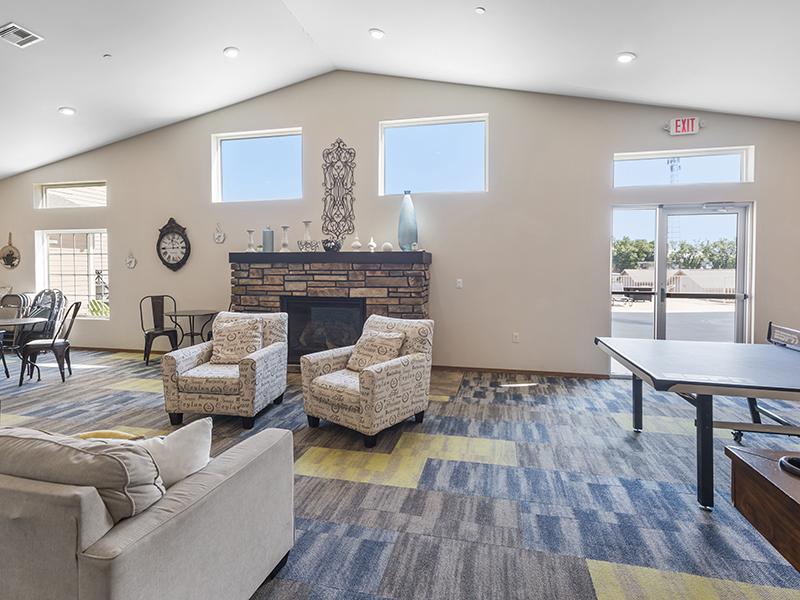 Indoor Seating | Dakota Pointe Apartments in Sioux Falls, SD