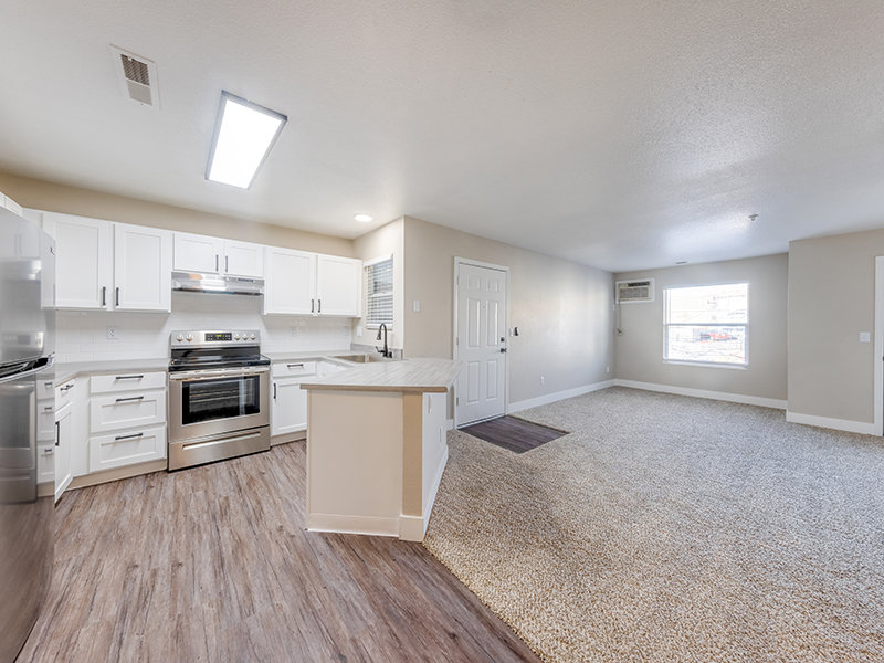 Spacious Kitchen | Elevate at 4400