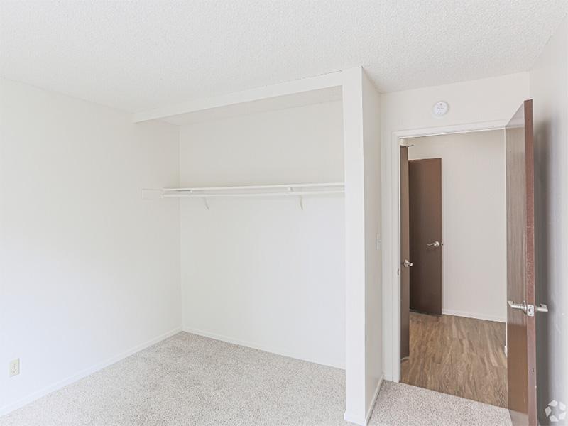 Closet Space | Warring Street Apartments