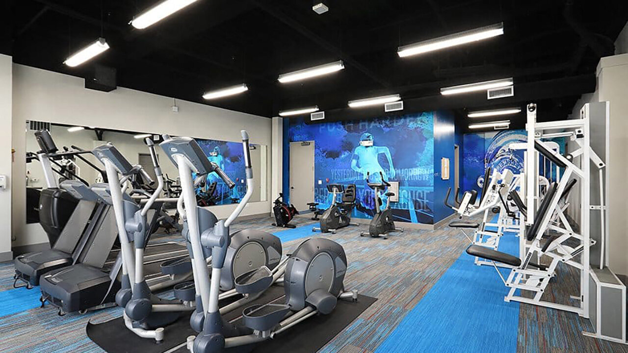 Six1Five Apartments Neighborhood