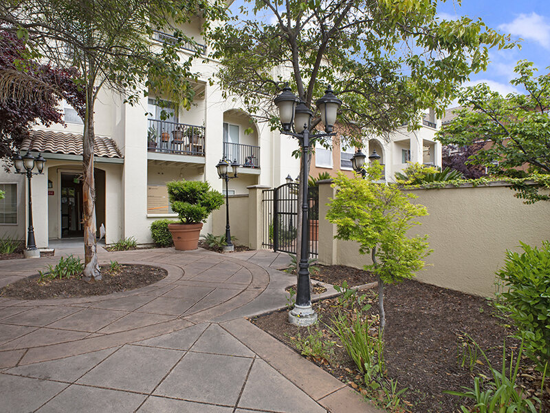 Building | Monte Vista Senior Apartments