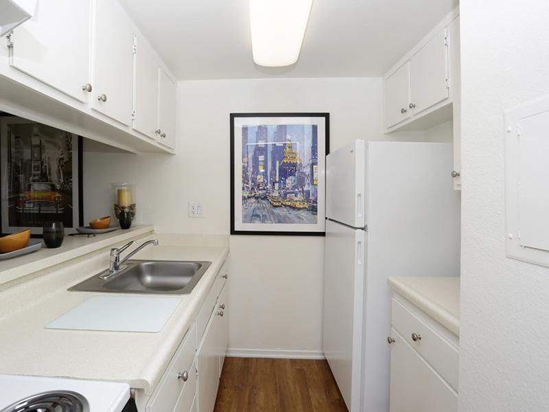 Studio Kitchen | Tribeca Apartments