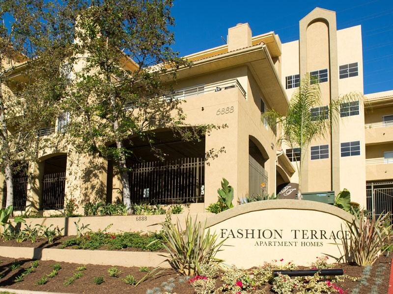 Fashion Terrace Pool