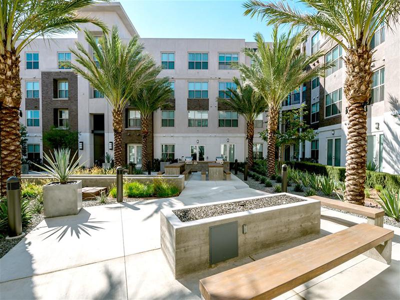 Outdoor Seating | Monterey Station Apartments in Pomona, CA