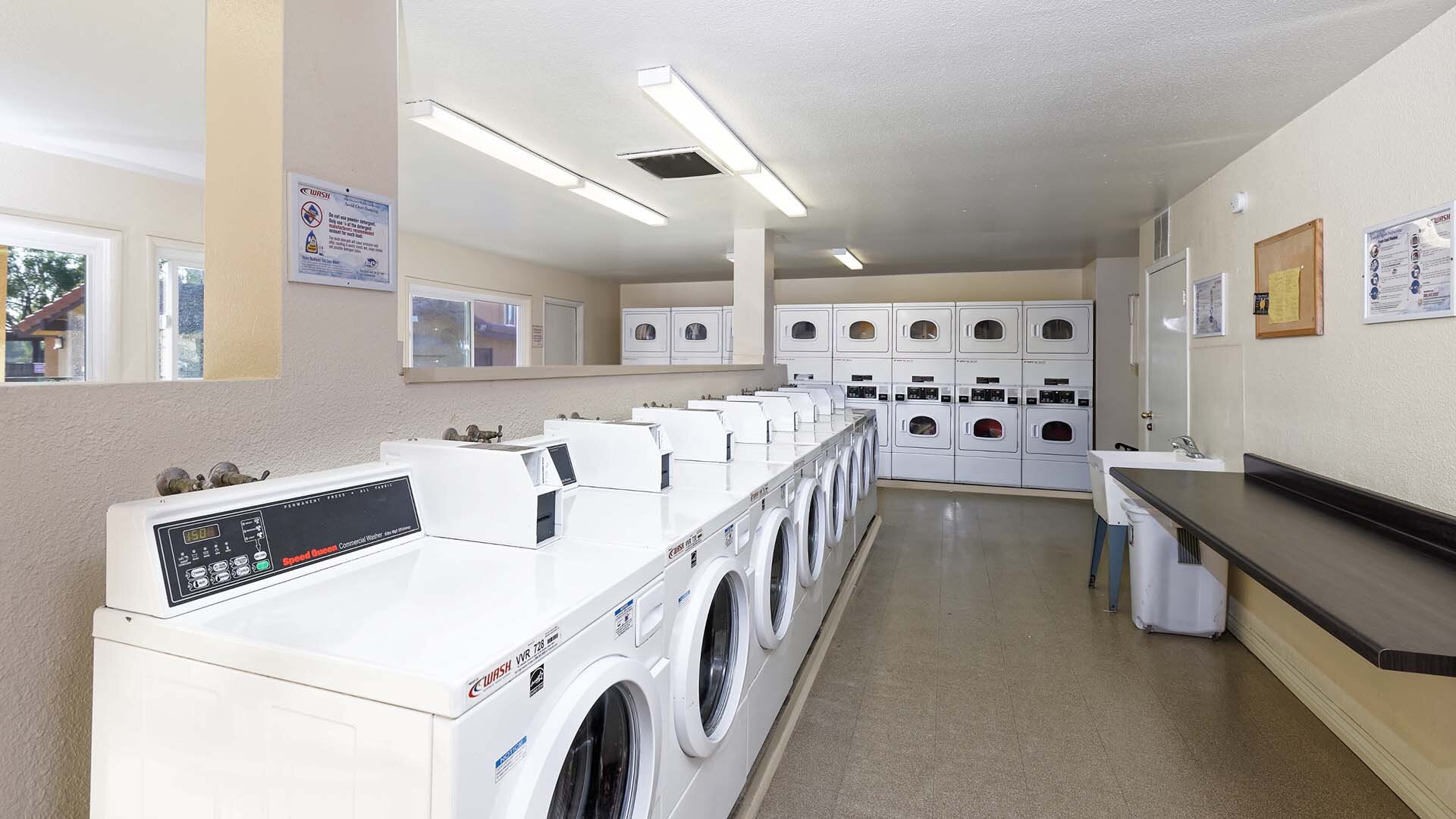 Rio Vista Apartments Amenities