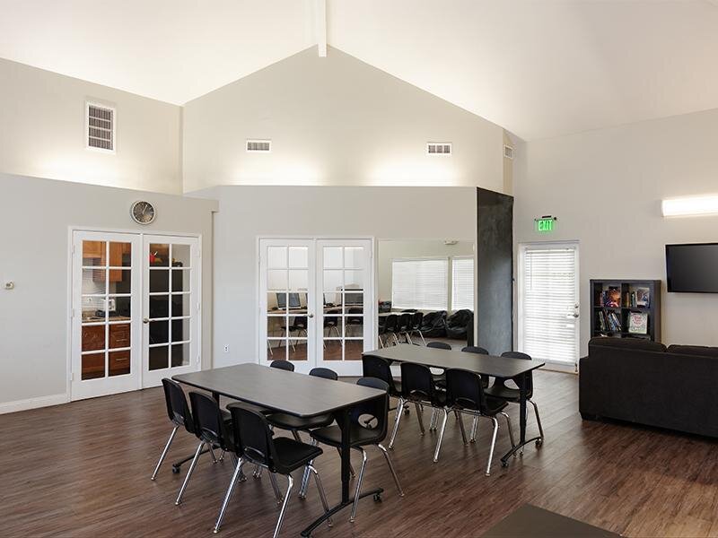 Clubhouse | Vista La Rosa