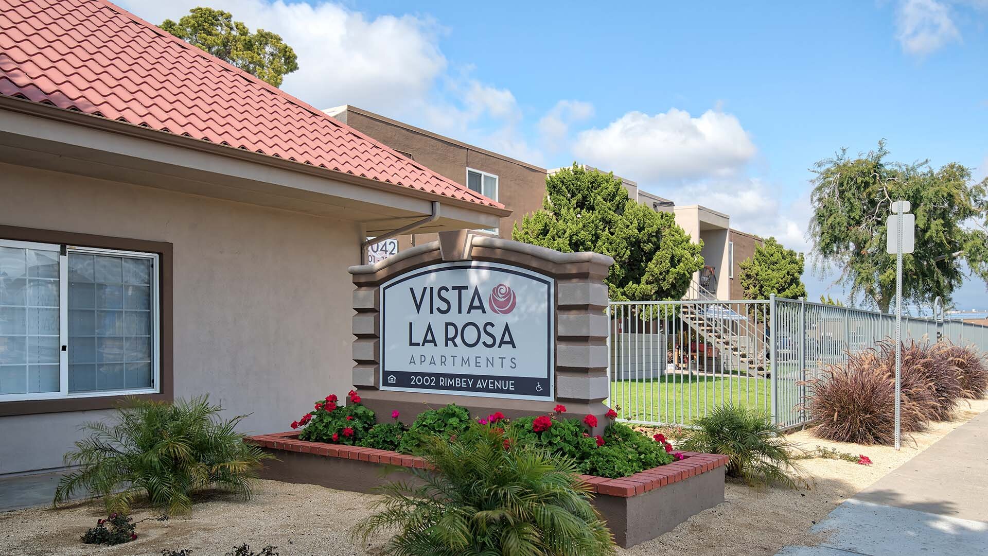 Vista La Rosa Apartments in San Diego, CA