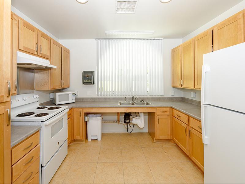 Kitchen | Chula Vista, CA, Sunrose Apartments
