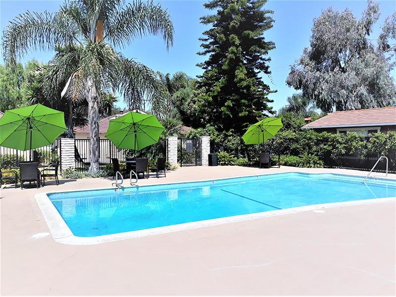 Swimming Pool | Anaheim Cottages
