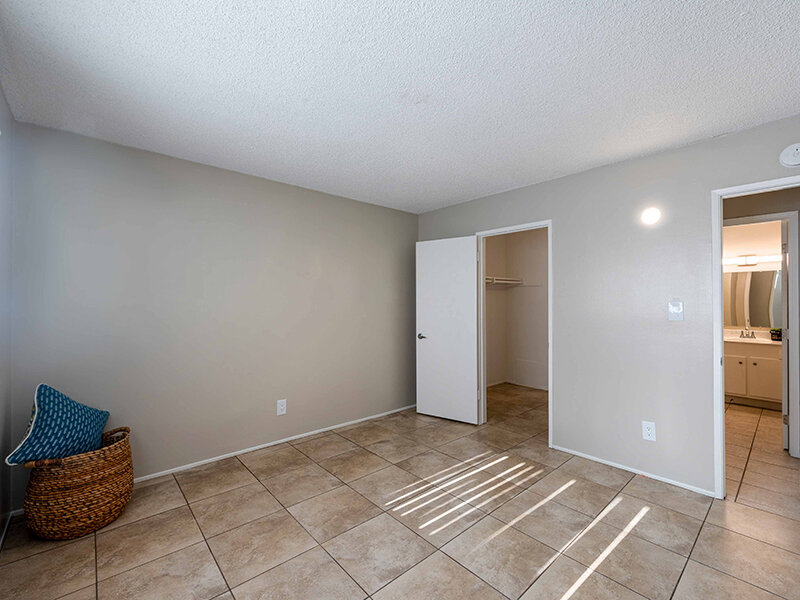 2+1 Spacious Room | Anaheim Cottages