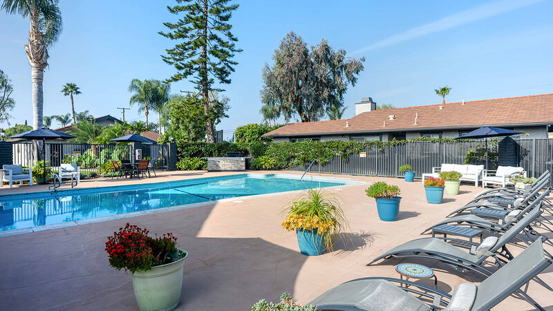 Anaheim Cottages Apartments