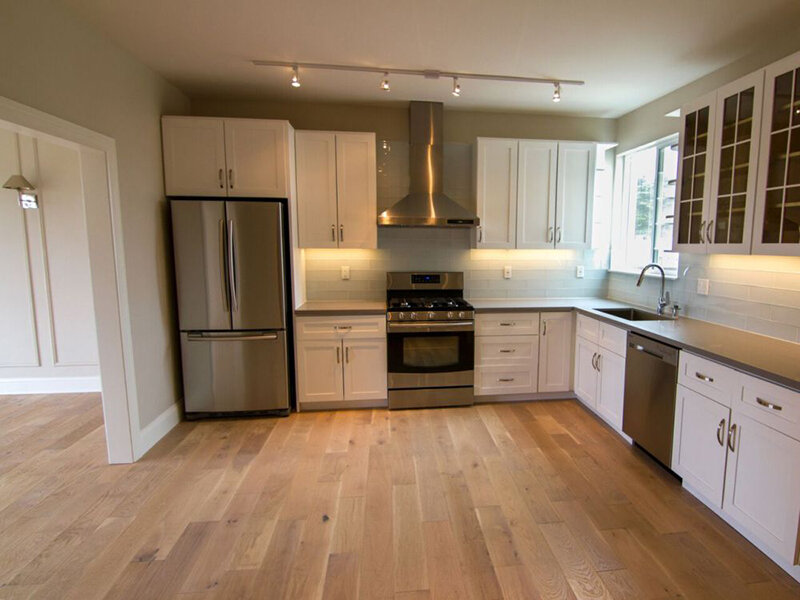 Kitchen | 765 14th Avenue Apartments
