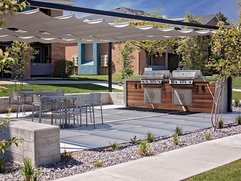 BBQ & Picnic Area | Embarc at West Jordan