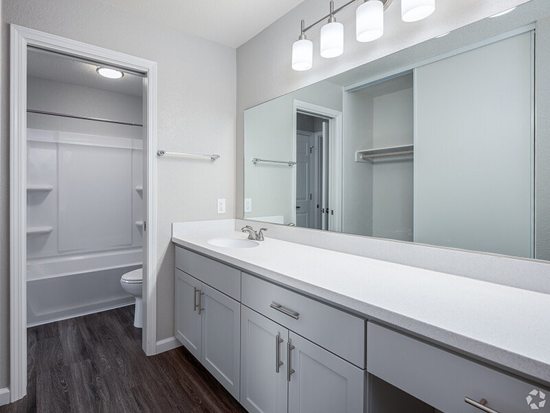 Bathroom | Amber Grove