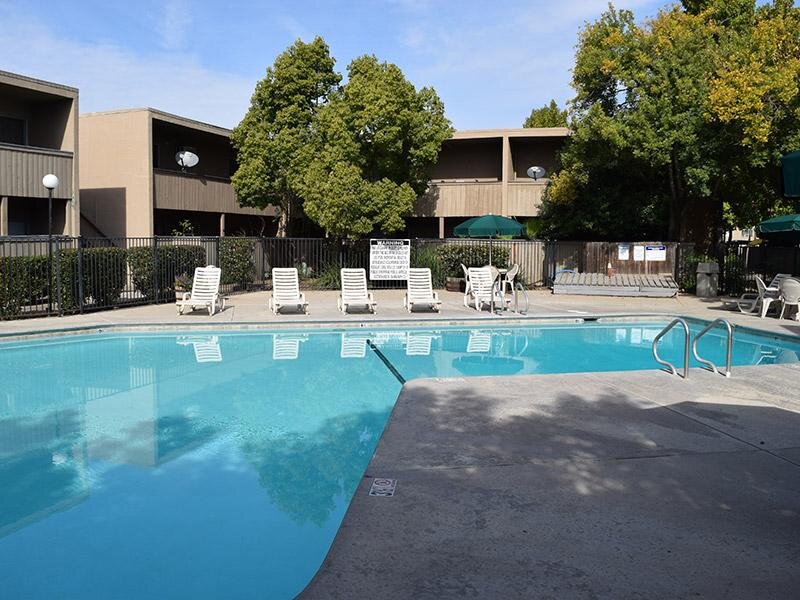 Swimming Pool | Amber Grove Apts in Sacramento, CA