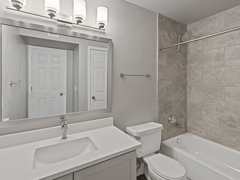 Bathroom | Knight Vest