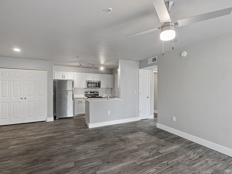 Kitchen Space | Knight Vest