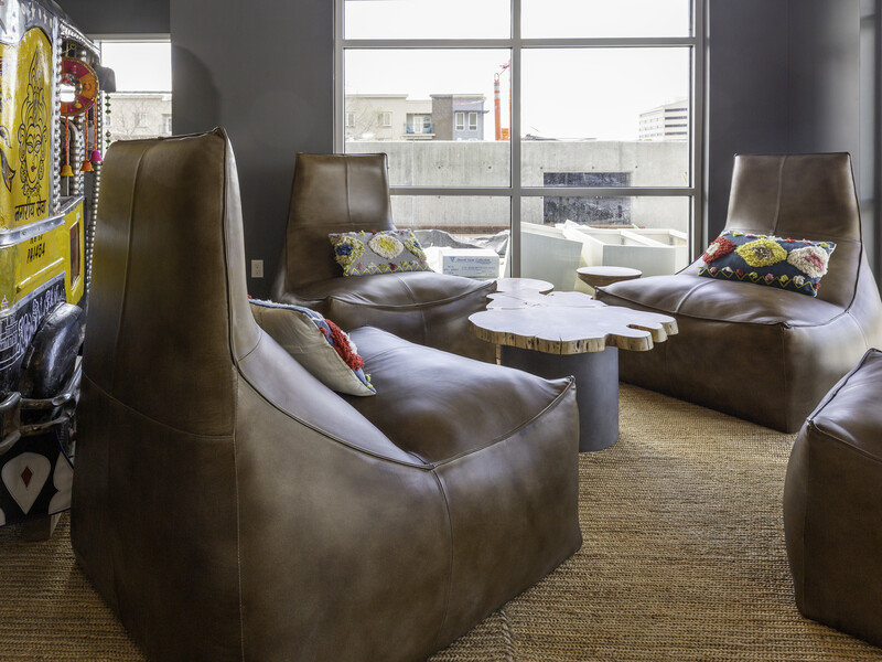 Clubhouse Seating | Lotus Republic Apartments