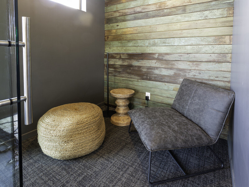 Lounge Area | Lotus Republic Apartments